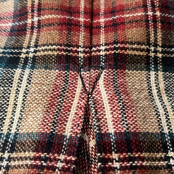 Hand made 100% wool skirt - Picture 6 of 12